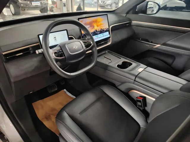 Dongfeng eπ 008 — Фото автомобиля 9