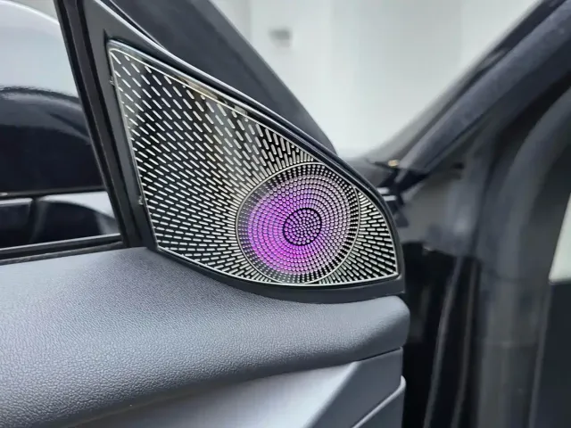 Tesla Model 3 2022 Model Rear-Wheel Drive Version — Фото автомобиля 5