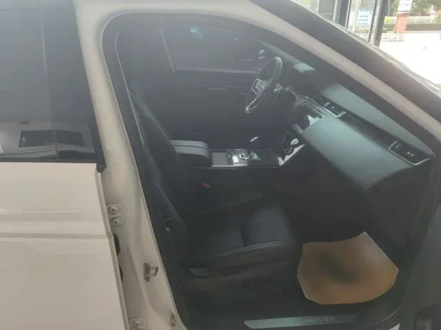 Land Rover Range Rover Evoque — Фото автомобиля 24