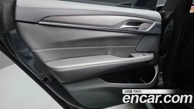 BMW Gran Turismo — Фото автомобиля 23