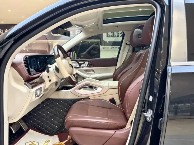 Mercedes-Benz Maybach GLS 2021 GLS 600 4MATIC Etiquette Edition — Фото автомобиля 6