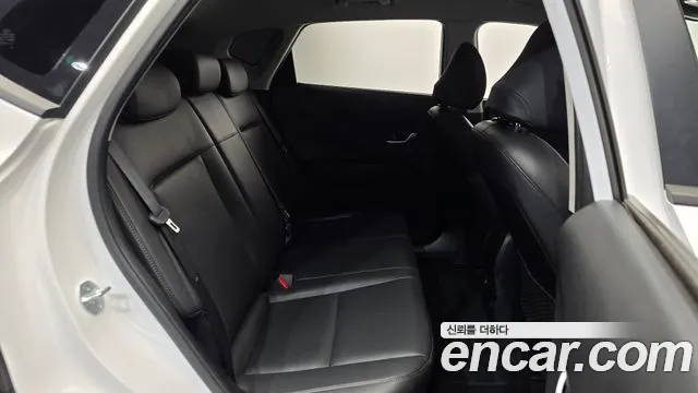 Hyundai Kona SX2 — Фото автомобиля 17