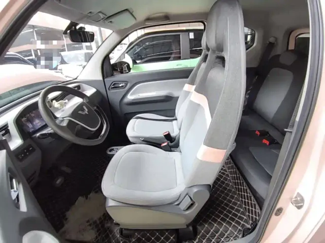 Wuling Hongguang Mini EV — Фото автомобиля 14