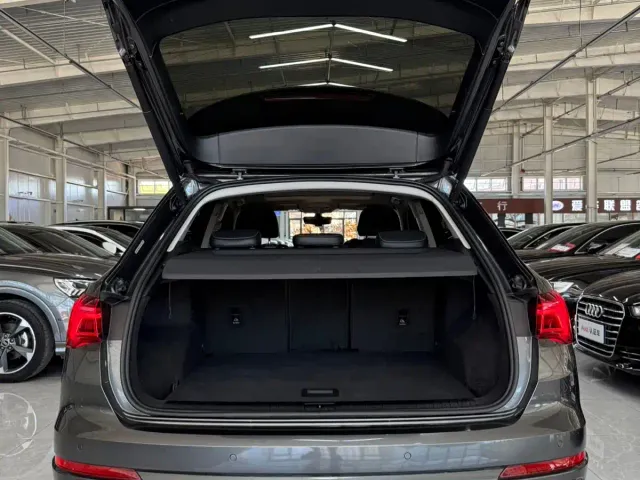 Audi Q3 — Фото автомобиля 23