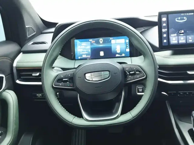 Geely Haoyue L — Фото автомобиля 15