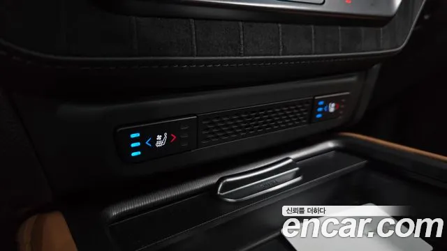 KG_Mobility_Ssangyong Musso Musso (Q300) Бензин 2.0 4WD — Фото автомобиля 29