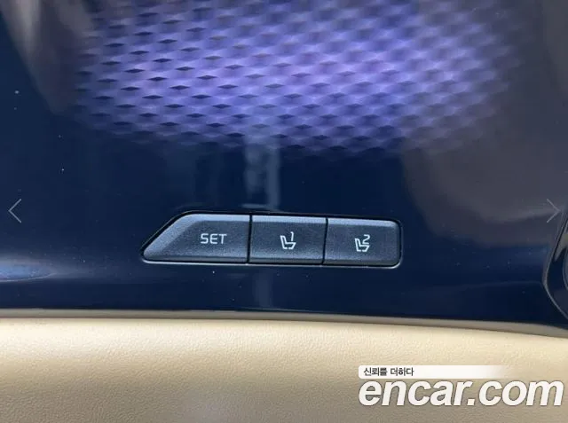 Kia Carnival Generation 4 — Фото автомобиля 13