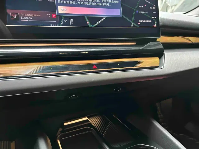 BMW 5 Series — Фото автомобиля 19