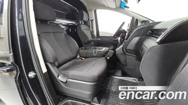 Hyundai Staria — Фото автомобиля 11