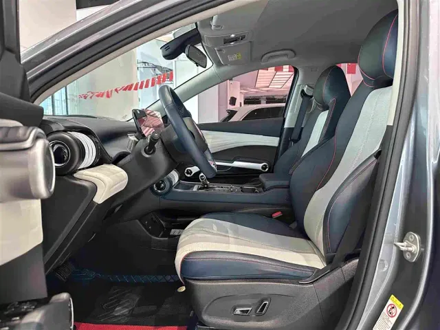 BYD Yuan PLUS — Фото автомобиля 4