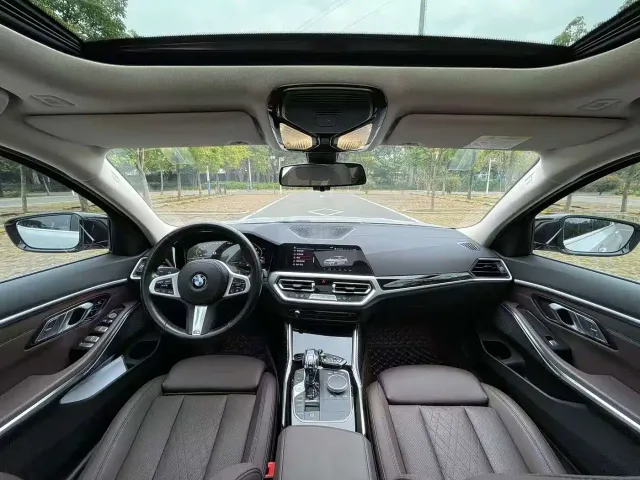 BMW 3 Series — Фото автомобиля 4