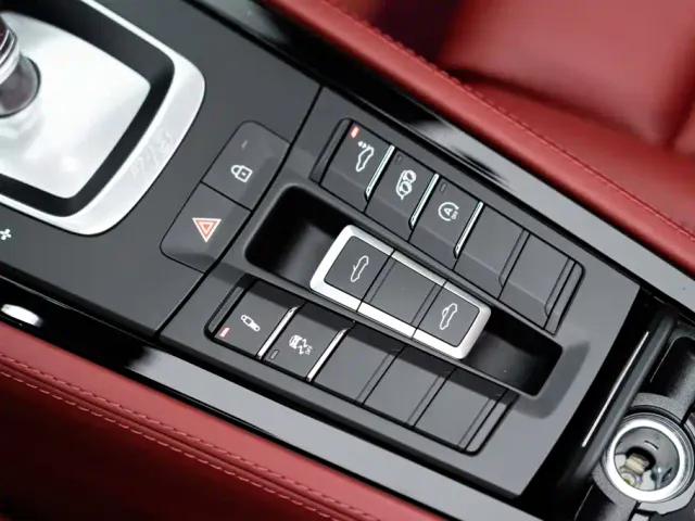 Porsche 718 — Фото автомобиля 22