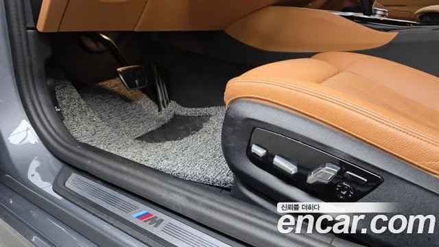 BMW 5 Series G30 — Фото автомобиля 15