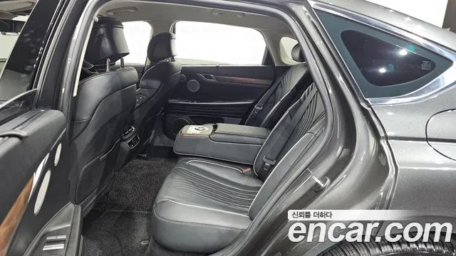 Genesis G80 RG3 — Фото автомобиля 12