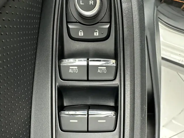 Subaru XV — Фото автомобиля 14