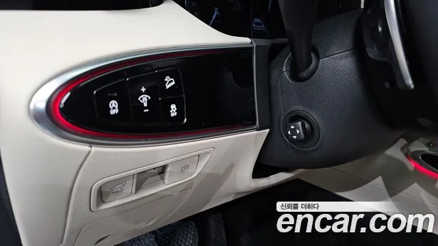 Genesis GV70 — Фото автомобиля 13
