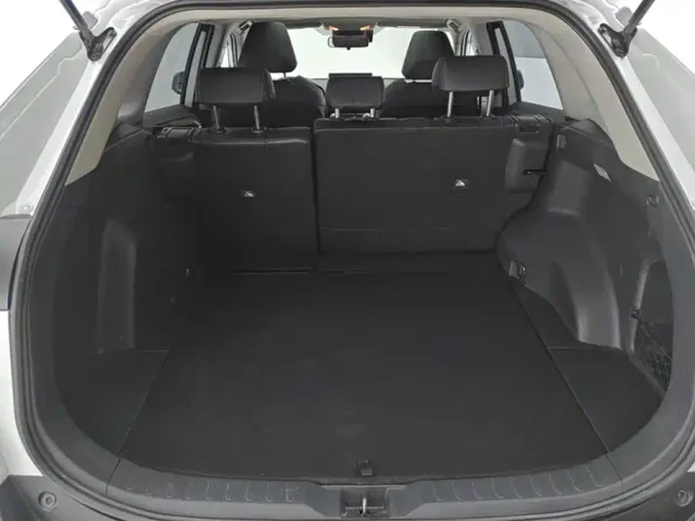 Toyota RAV4 — Фото автомобиля 4