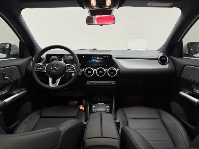 Mercedes-Benz GLA-Class — Фото автомобиля 12