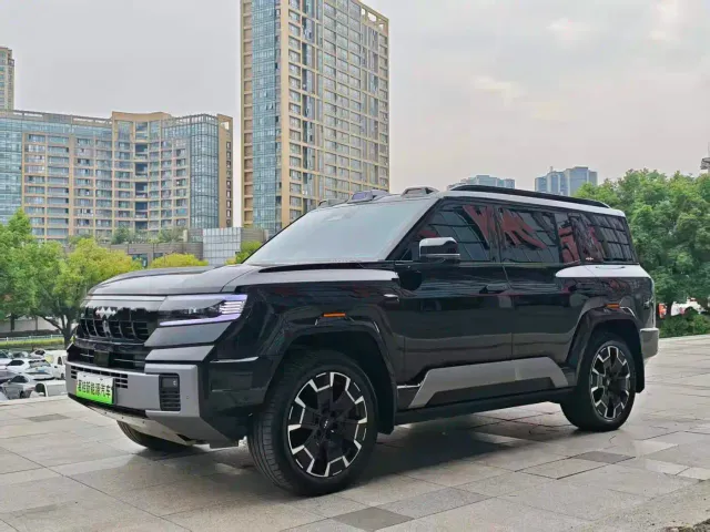 Фотография автомобиля — BYD FangChengBao Leopard 8