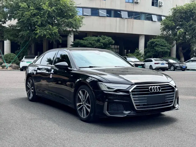 Audi A6L — Фото автомобиля 3