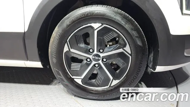 Kia Niro The All New — Фото автомобиля 6