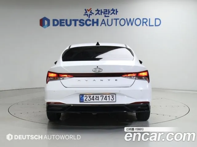 Hyundai Avante CN7 — Фото автомобиля 4