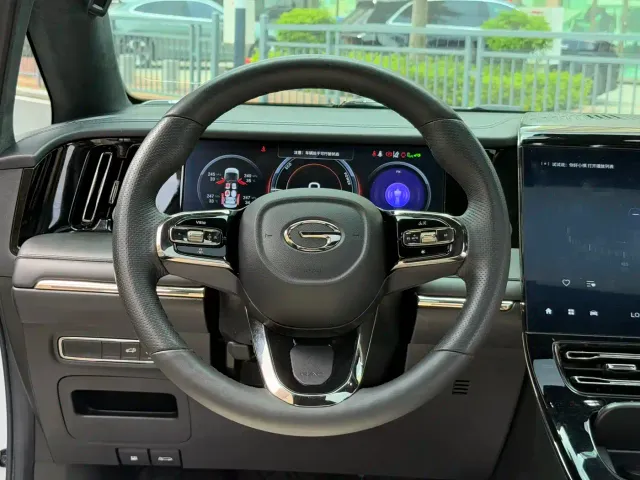 GAC Trumpchi M8 — Фото автомобиля 28