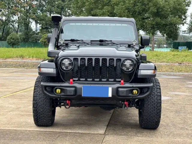 Jeep Gladiator — Фото автомобиля 2