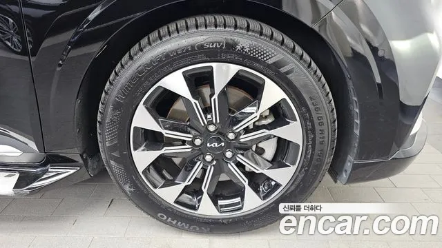 Kia Carnival — Фото автомобиля 6
