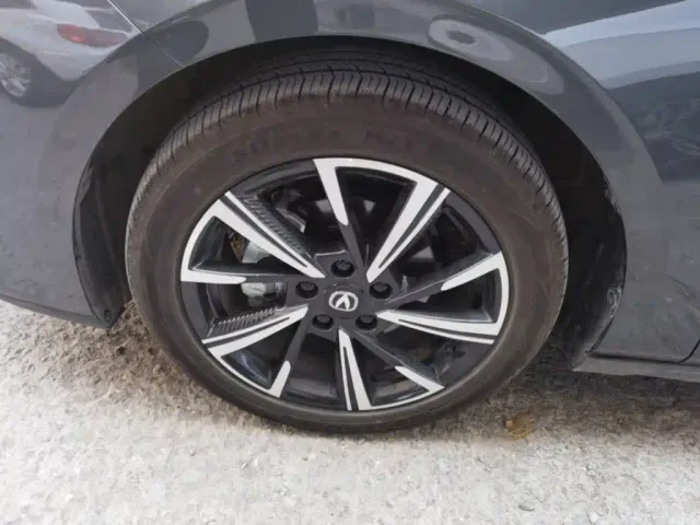 Changan Eado — Фото автомобиля 22