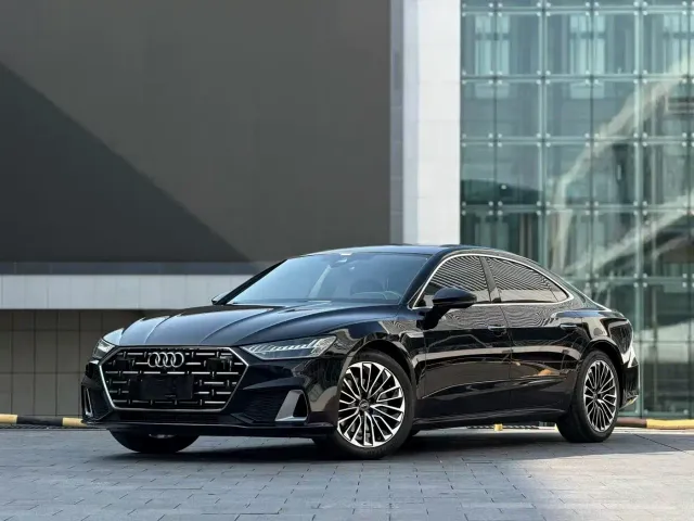Фотография автомобиля — Audi A7L