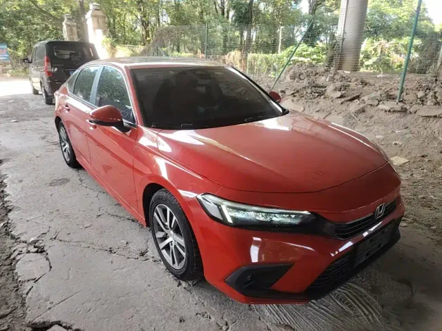 Honda Civic — Фото автомобиля 3