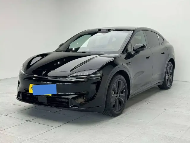 Фотография автомобиля — Luxeed R7