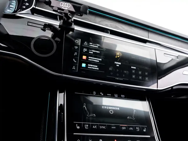 Audi A8 — Фото автомобиля 20
