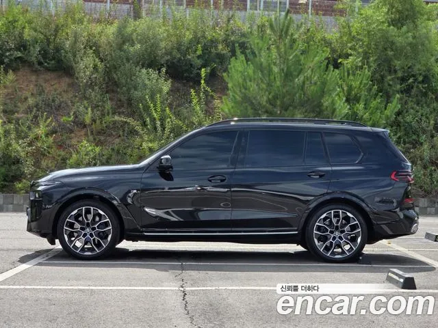 BMW X7 — Фото автомобиля 5