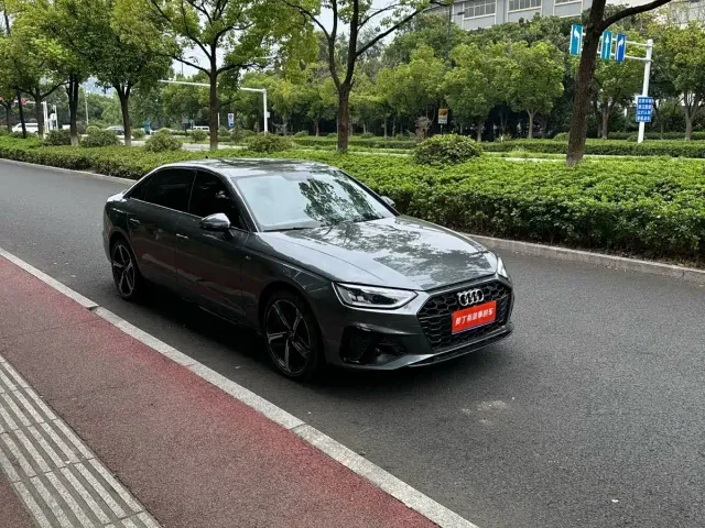 Audi A4L — Фото автомобиля 4