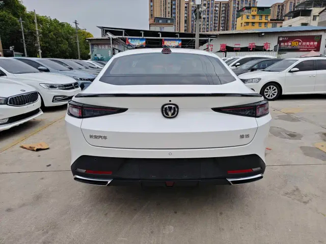 Changan Lamore — Фото автомобиля 5