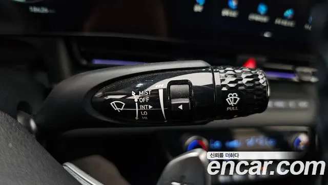 Hyundai AVANTE — Фото автомобиля 18