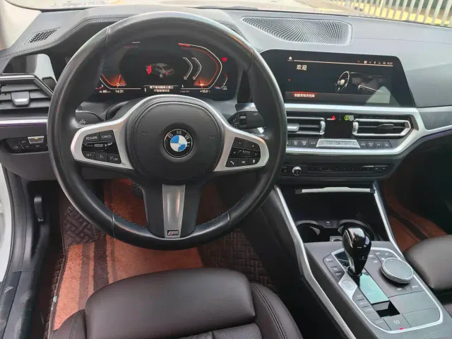 BMW 3 Series — Фото автомобиля 11