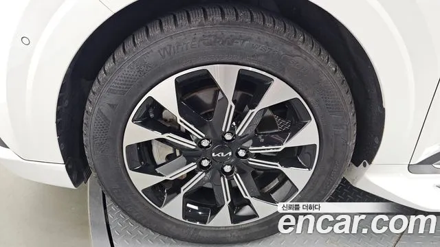 Kia Canival Carnival 4 поколение Бензин 7 мест Hi-Limousine — Фото автомобиля 4