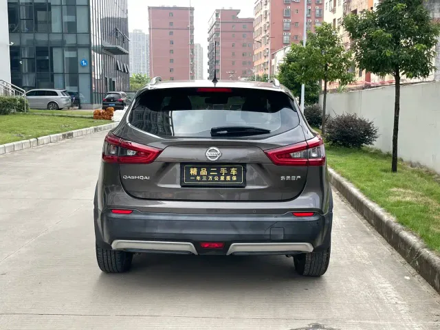 Nissan Qashqai — Фото автомобиля 6