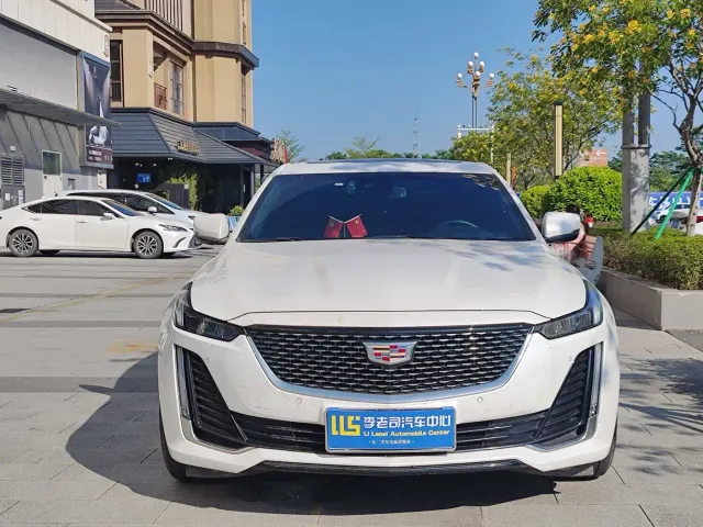 Cadillac CT5 — Фото автомобиля 2