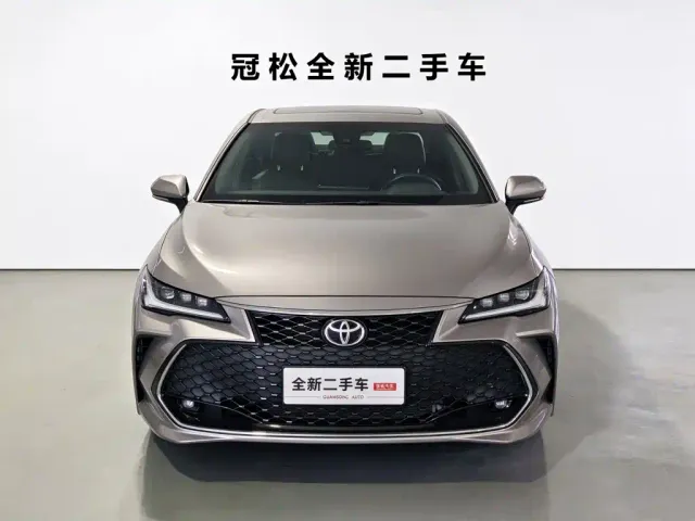 Toyota Avalon — Фото автомобиля 2