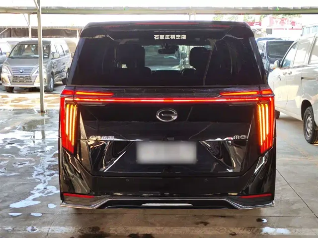 GAC Trumpchi M8 — Фото автомобиля 12