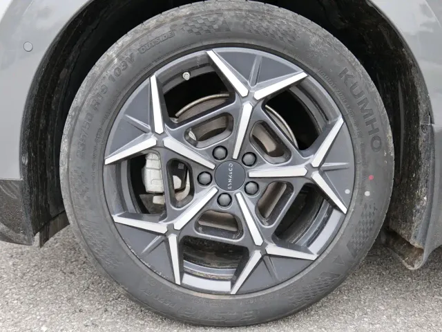 Lynk & Co Z20 — Фото автомобиля 14