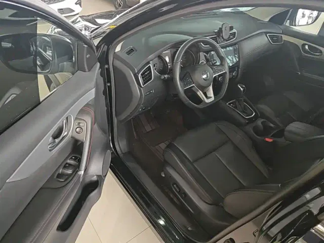 Nissan Qashqai — Фото автомобиля 15