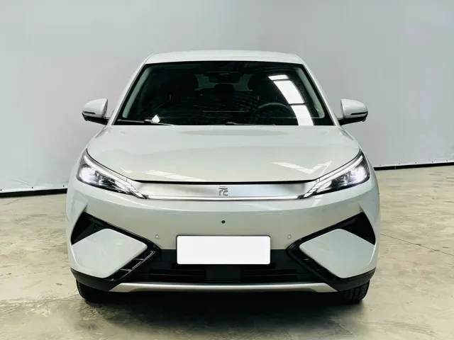 BYD Yuan PLUS — Фото автомобиля 2