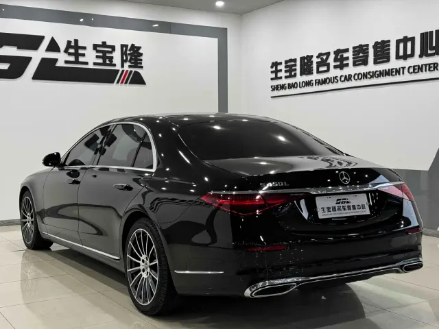 Mercedes-Benz S-Class — Фото автомобиля 4