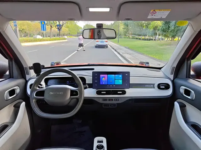 Geely Panda — Фото автомобиля 8