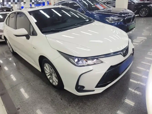 Toyota Corolla 2024 Model 1.8L Smart Hybrid Elite Edition — Фото автомобиля 3